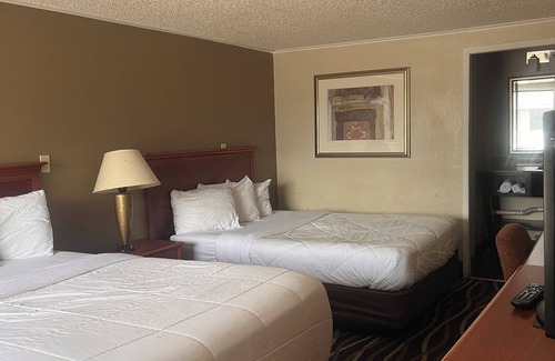 Frenchtown Township Hotel | Stay-Well Inn