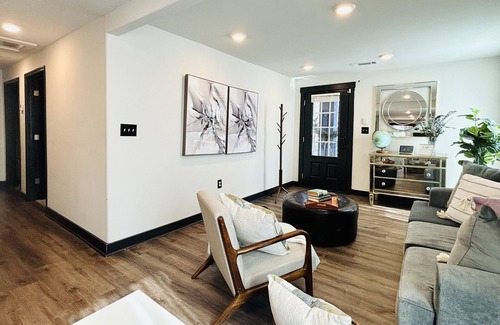 Church Street House | Stay with Jenny at Hapeville, twins beds