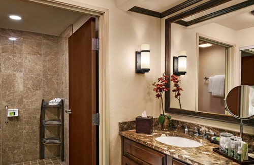 Gainey Village Villas House | Stay, Work, and Play in Style Near Scottsdale's Top Attractions! Pets Welcome!