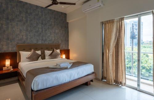Kharadi Apartment | StayBird - Azure Suites, Business Hotel