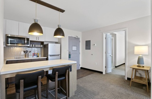 Duluth Hotel | Staybridge Suites Atlanta Ne - Duluth by IHG