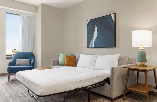 Oakbrook Terrace Hotel | Staybridge Suites Chicago-Oakbrook Terrace by IHG