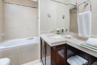 Dubai Internet City Hotel | Staybridge Suites Dubai Internet City by IHG