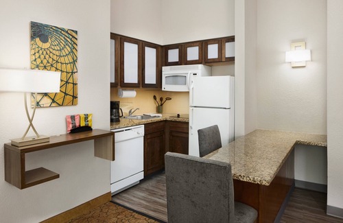Durham Hotel | Staybridge Suites Durham/Chapel Hill by IHG