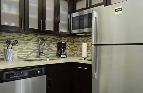 Braeswood Place Hotel | Staybridge Suites Houston - Medical Center by IHG