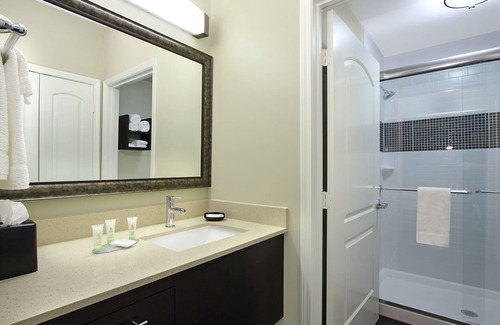 Braeswood Place Hotel | Staybridge Suites Houston - Medical Center by IHG