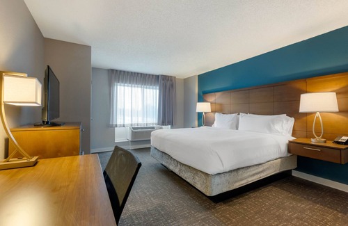 Kissimmee Hotel | Staybridge Suites Orlando Royale Parc Suites by IHG
