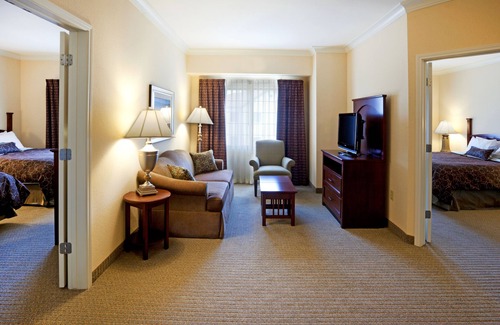 West San Antonio Hotel | Staybridge Suites San Antonio Sea World by IHG