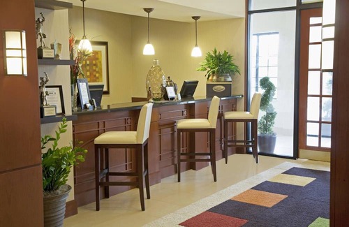 Chantilly Hotel | Staybridge Suites Chantilly - Dulles Airport, an IHG Hotel