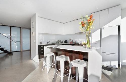 Collingwood Apartment | StayCentral - Collingwood Penthouse on Oxford