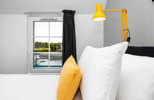 Bailly-Romainvilliers Hotel | Staycity Aparthotels, Near Disneyland® Paris