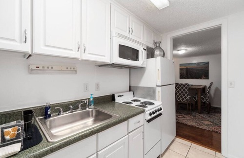 Gainesville Condo | StayGainesville's Peaceful Condo Near UF/Shands