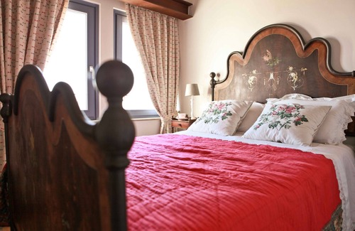 Fratte Rosa Other | Staying in a traditional farmhouse inside our winery