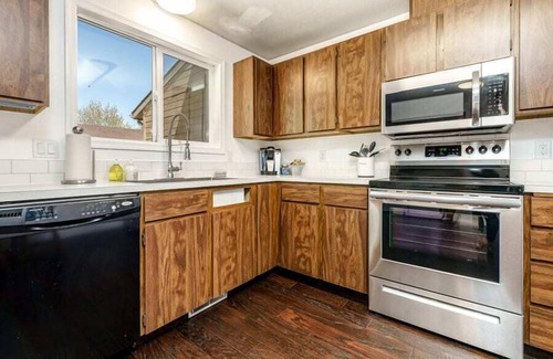 Boise Bench House | #StayInMyDistrict Furnished Monthly Townhome