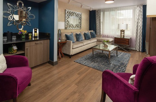 Downtown Portland Hotel | Staypineapple, Hotel Rose, Downtown Portland