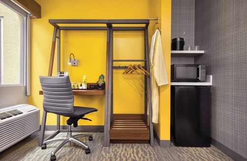 Downtown San Diego Hotel | Staypineapple, Hotel Z, Gaslamp San Diego