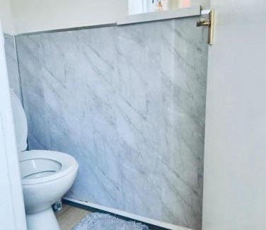 Walsall Apartment | Stays with Lindsay