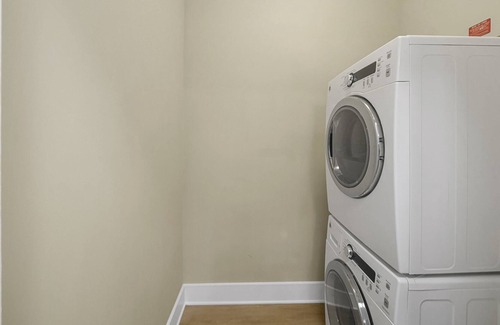 Charlotte Condo | StaysByWalker 2BR Waverly - WiFi/King Beds/Gym
