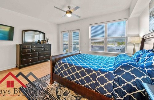 Cherry Condo | StaysByWalker Midtown Studio - Prime Location!