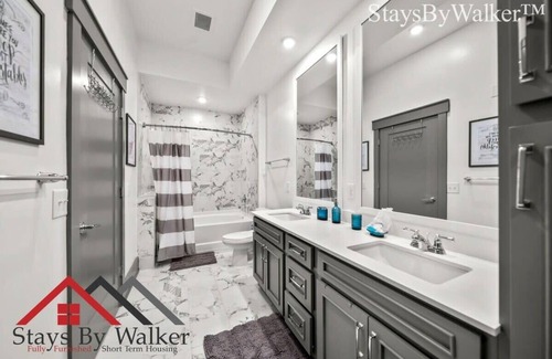 Charlotte Condo | StaysByWalker SouthPark 2BR KingBed! Gym/Pool/Spa