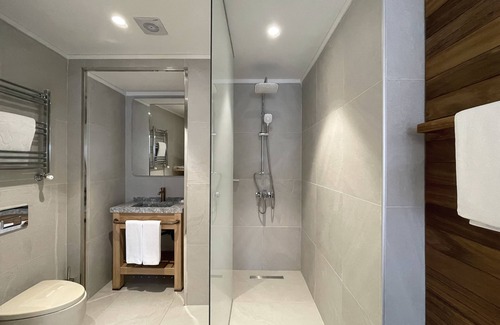 Sisli Hotel | Stayso by Cloud 7