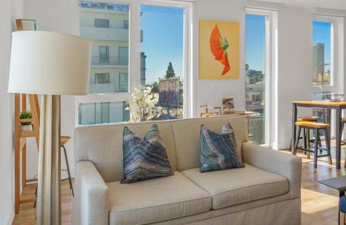 Del Rey Apartment | StaysPro - luxury Apartments minutes to everything Los Angeles