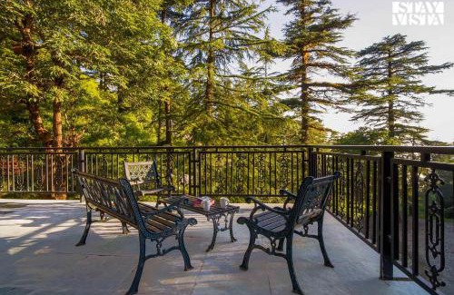 The Mall Road Villa | StayVista at Pineview @ Albert Estate