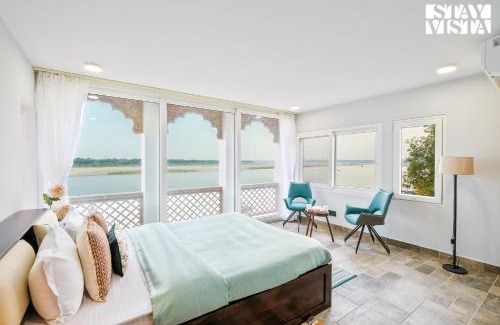 Varanasi Villa | StayVista at The Ganga House - Holy River Varanasi