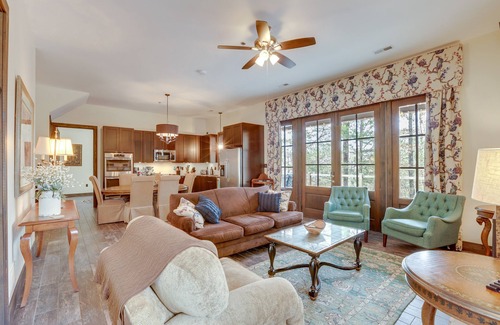 Saint Mary House | Ste Genevieve Home on 17 Acres, Near Wineries!