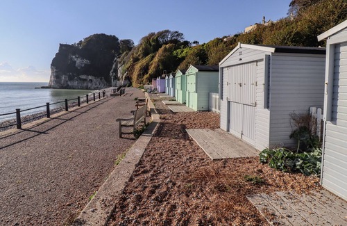 St Margaret's at Cliffe Apartment | STEEPACRE, country holiday cottage in St Margaret's At Cliffe