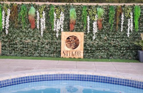 Maun House | Stegor holiday home