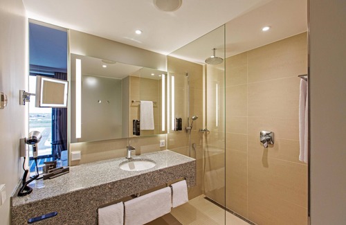 Schoenefeld Hotel | Steigenberger Airport Hotel Berlin
