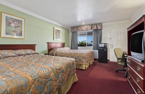 Salinas Hotel | Steinbeck Lodge