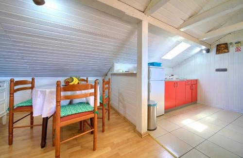 Malinska-Dubasnica Apartment | Stella Apartmani Malinska Samoborska 9