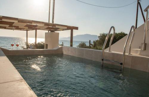 Kalamaki Apartment | Stella & Eleni Suite With Shared Pool & Open View