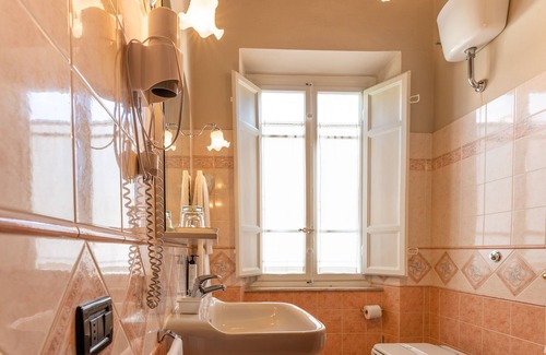 Lucca Historical Center House | Stella
