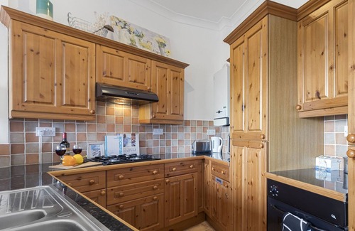 Roundham Apartment | Stella Marina - A Delightful 2-bedroom Apartment a Stone's Throw From the Beach!