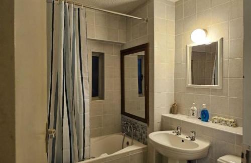 Kingsborough Apartment | Stella Maris 118