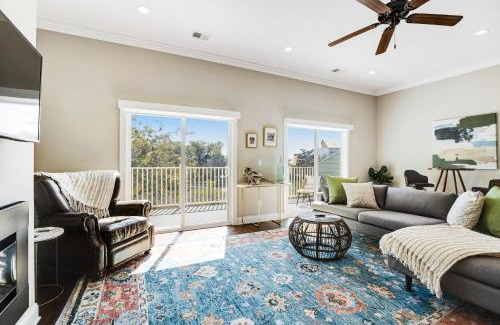 Charleston House | Stella Maris