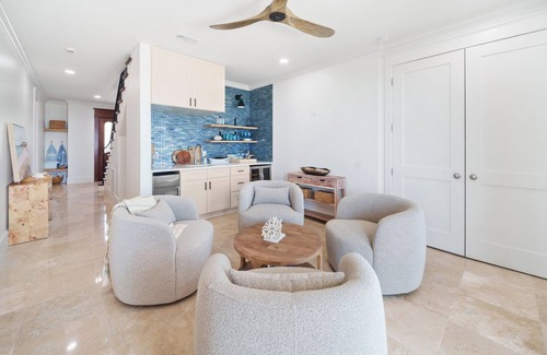 Avalon Beach Estates House | Stellar Beach Views Pool Bikes! Pet Friendly! Fall and Holiday Availability!