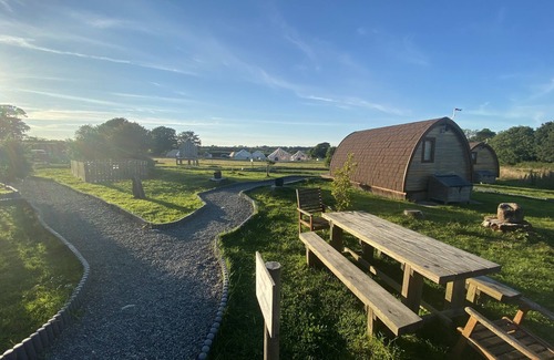 Dwyran RV Rental | Stellar Stargazer Tent: Unique Glamping