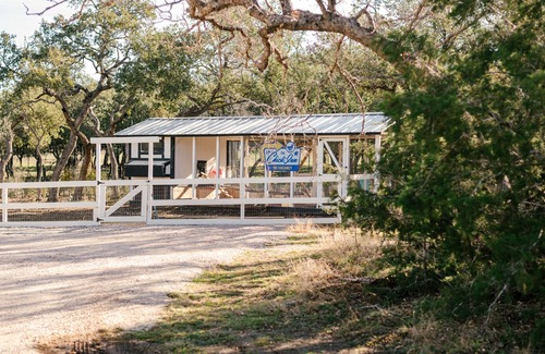 Johnson City Cottage | Step Free Entrance - Garofalo Cottage at Wrenwood Ranch