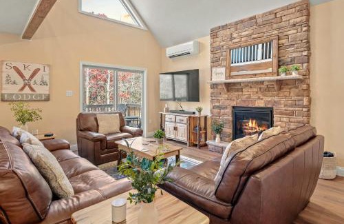 Albrightsville House | Stephen Way by AvantStay Hot Tub Game Room Albrightsville