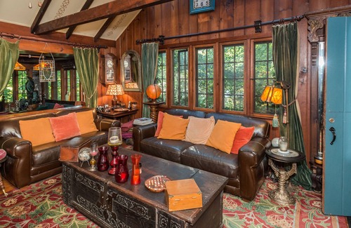 New Milford Ski Chalet | STEPPING STONES, Candlewood Lake Cottage, 3BR 2BA w/ Hot Tub & Pool Table!