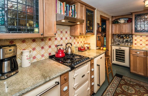 New Milford Ski Chalet | STEPPING STONES, Candlewood Lake Cottage, 3BR 2BA w/ Hot Tub & Pool Table!