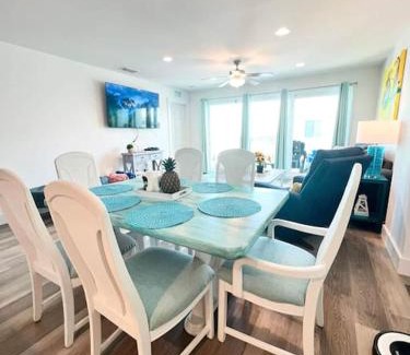 Madeira Beach Apartment | Steps across from Madeira Beach, heated pool- Luxury 3 bedrooms, 3 full bathrooms