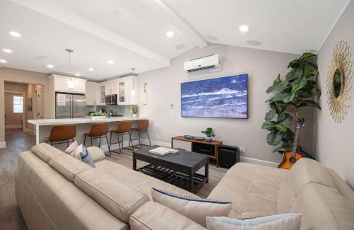 Mission Beach House | Steps from Bay Ocean Villa