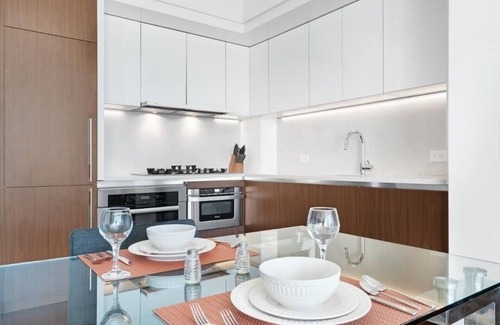 Hell's Kitchen Apartment | Steps from Hudson River 1 BR Downtown/river views | Desk + Wi-Fi