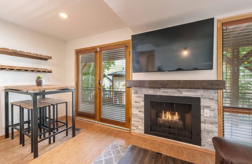 Downtown Park City Ski Chalet | STEPS FROM MAIN STREET- 1Bed/1Bath Condo