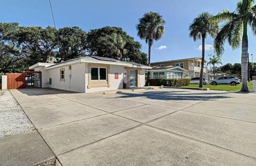 Indian Rocks Beach House | STEPS FROM THE BEACH, BEST LOCATION, 2 BDRM 2 BTH